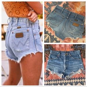 Wrangler Cut Out Jeans Sz 29